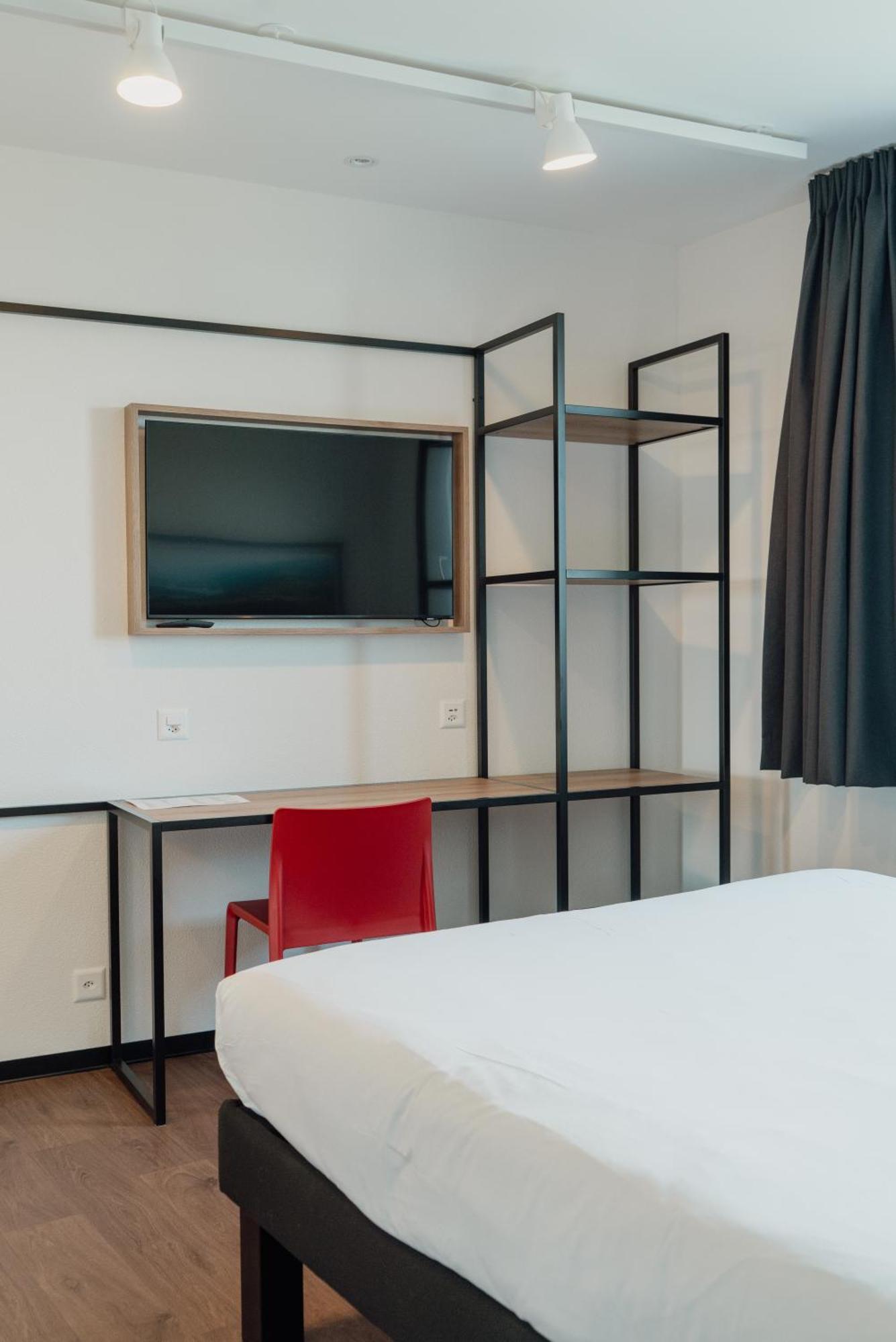 Ibis Bulle - La Gruyere Swiss Bike Hotel Exteriör bild