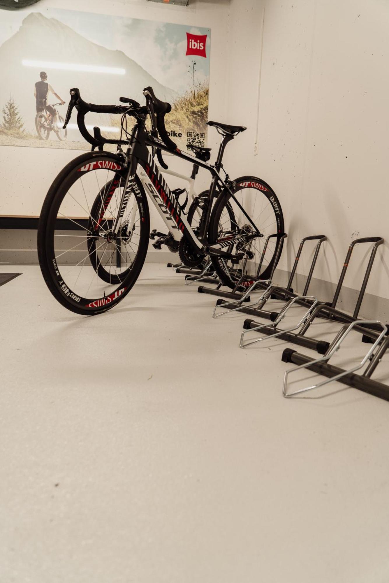 Ibis Bulle - La Gruyere Swiss Bike Hotel Exteriör bild