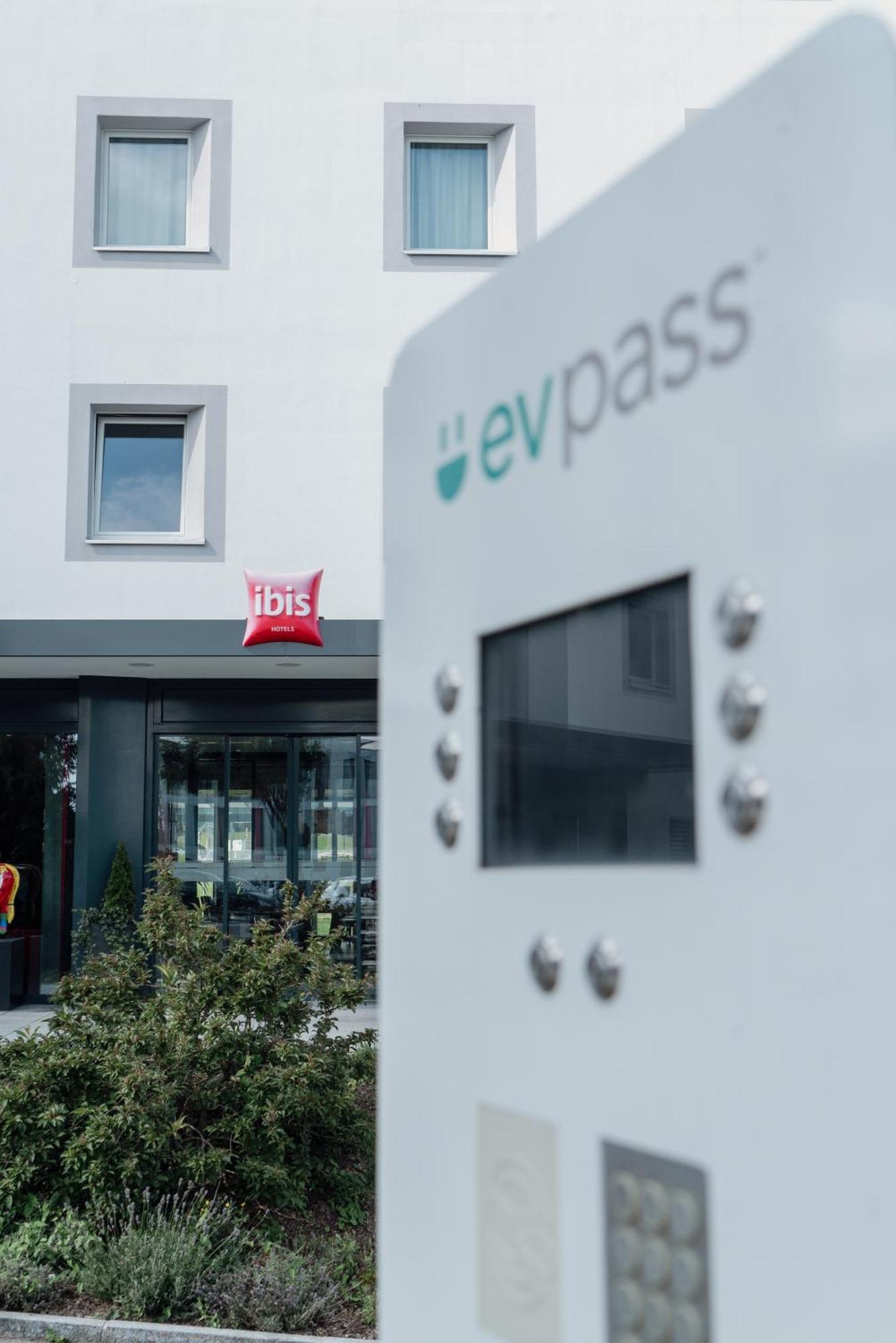 Ibis Bulle - La Gruyere Swiss Bike Hotel Exteriör bild