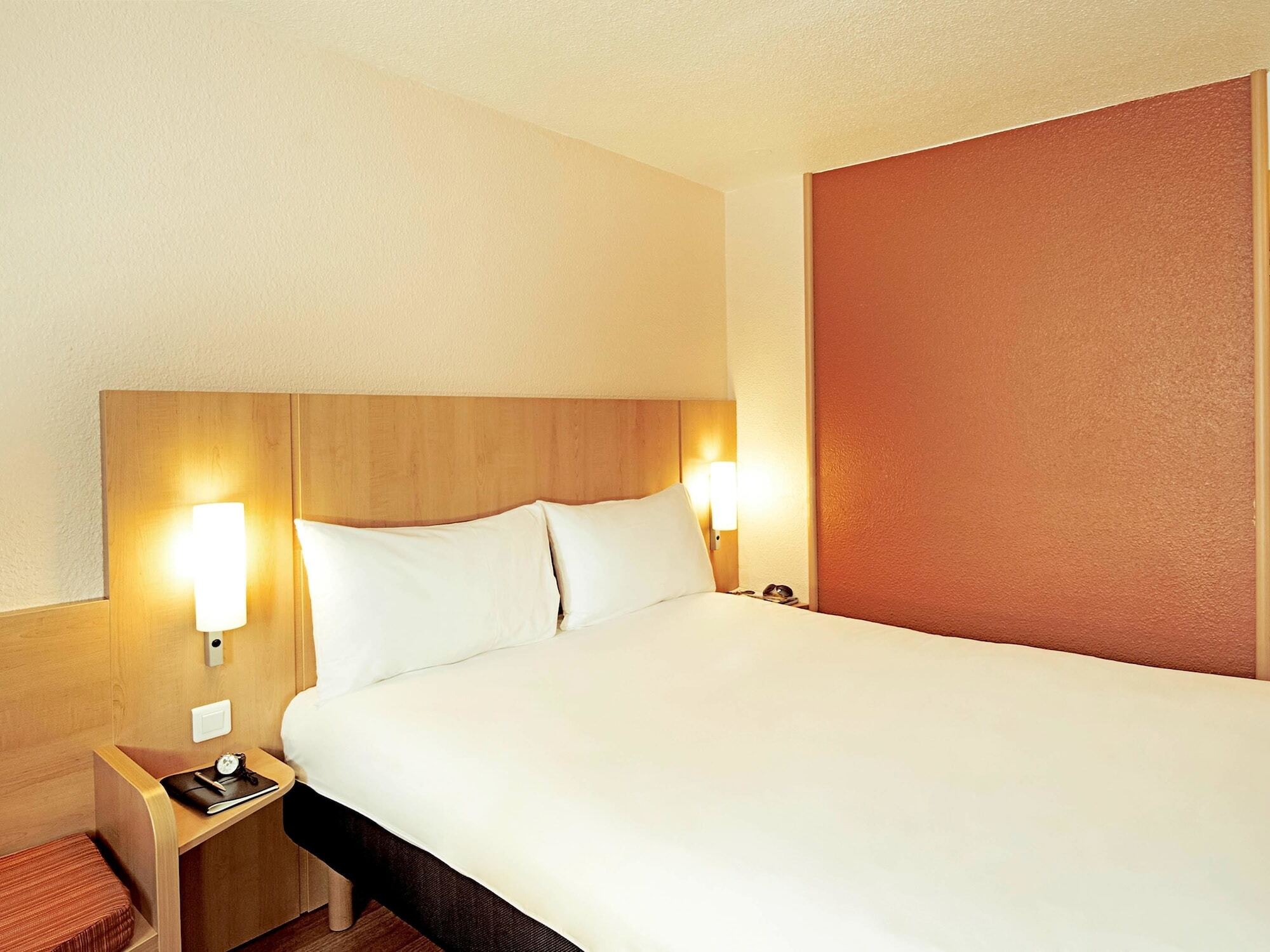 Ibis Bulle - La Gruyere Swiss Bike Hotel Exteriör bild